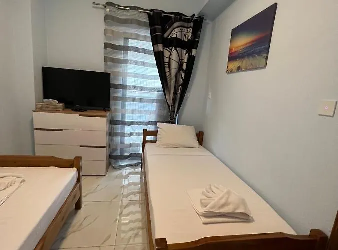 Paradise Luxury Nea Kallikrateia